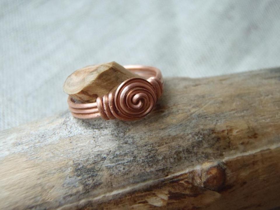 Как сделать кольцо из бисера? Журнал HandmadeMart