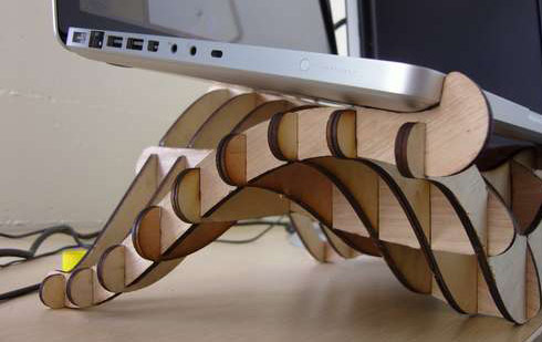 Компактный столик для ноутбука, изготовление своими руками