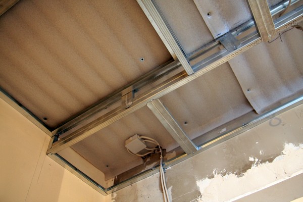 Как установить многоуровневый потолок из гипсокартона