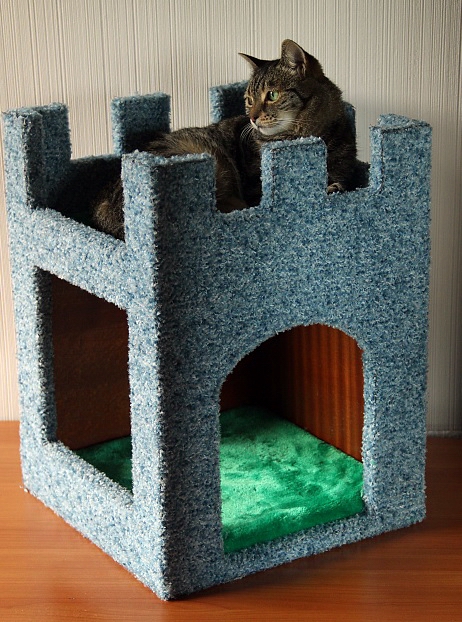 15 уютных домиков для кошки своими руками - Лайфхакер